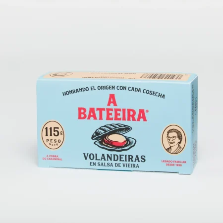 Caja de volandeiras en salsa de vieira de A Bateeira